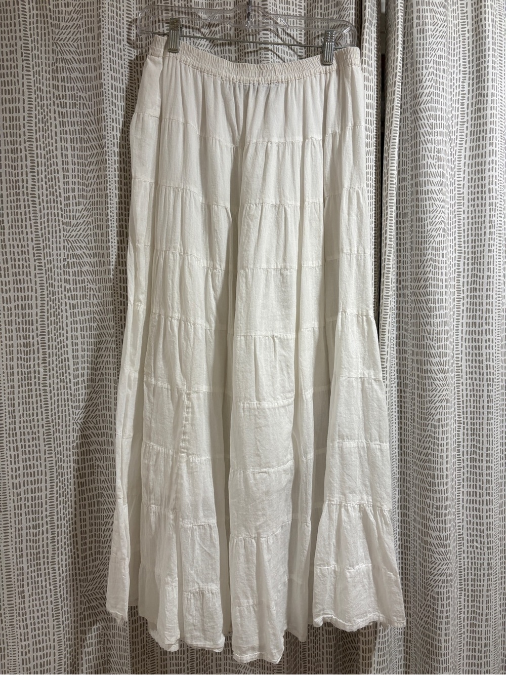 Body Central White Tiered Boho Maxi Skirt